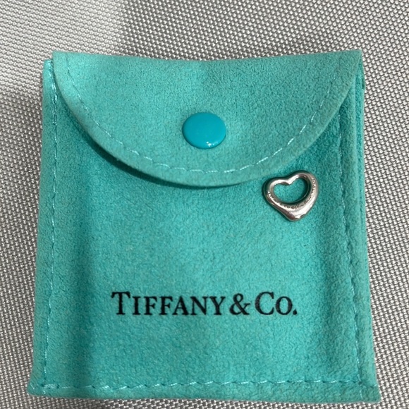Tiffany & co open heart charm - Picture 2 of 2